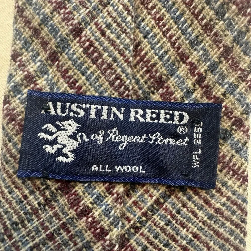 Vintage Austin Reed Regent Street 100% Wool Plaid Tie Gray Burgundy Blue 56”